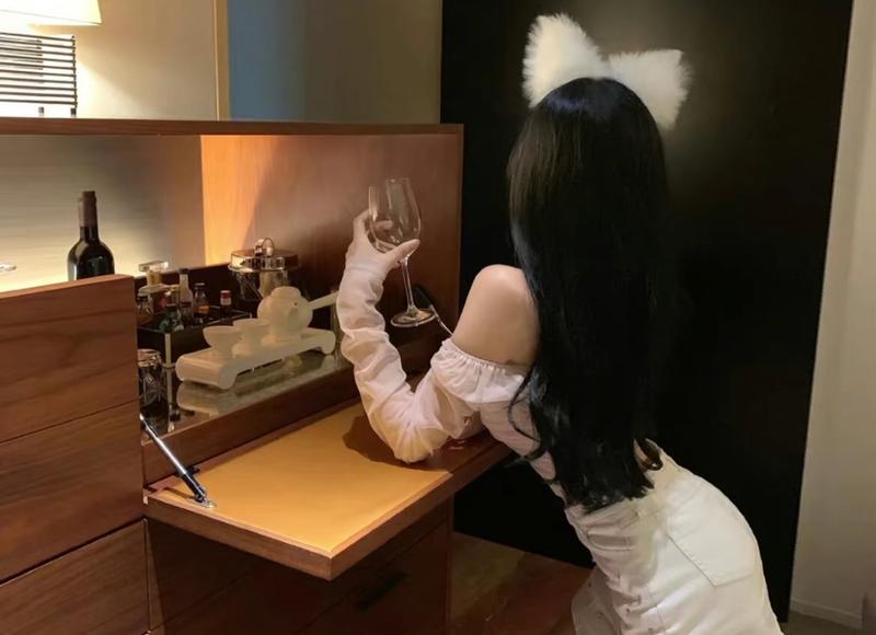 腿粗的女生穿什么裤子显瘦，这4种显瘦裤才适合你