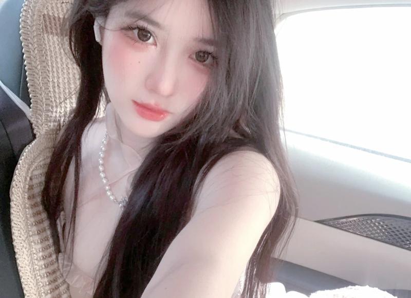 追高冷女生的招数，通过情绪共鸣让她主动起来