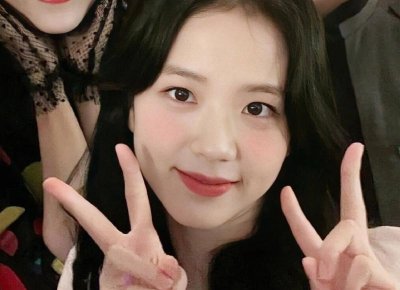 ​两人暧昧旁人能看出吗 你们的眼里只有对方没有别人