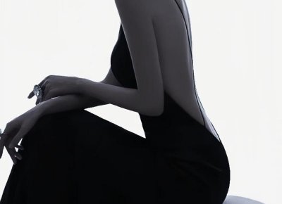 ​女朋友还和前男友联系正常吗