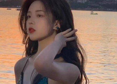 ​女朋友总是很丧很消极怎么办