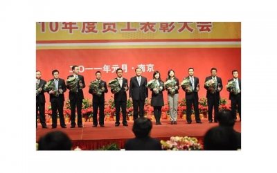 ​脱离运动员身份、嫁入豪门的郭晶晶过得怎么样