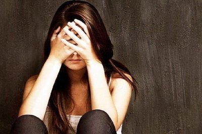 ​男朋友离异带个女儿（男友离异带一个孩子）