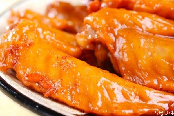 鸡翅尖激素多是真的吗 鸡身上不能吃的几个部位