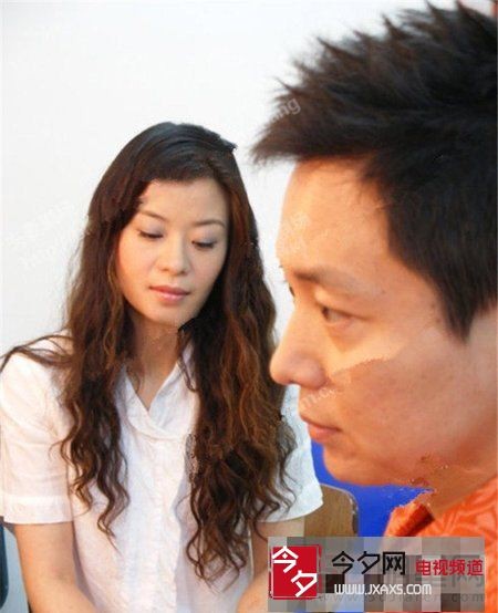 刘奕君个人资料二婚老婆是谁 刘奕君吕梓媛结婚照曝光为什么离婚