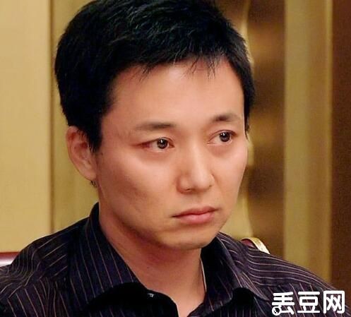 刘奕君个人资料二婚老婆是谁 刘奕君吕梓媛结婚照曝光为什么离婚