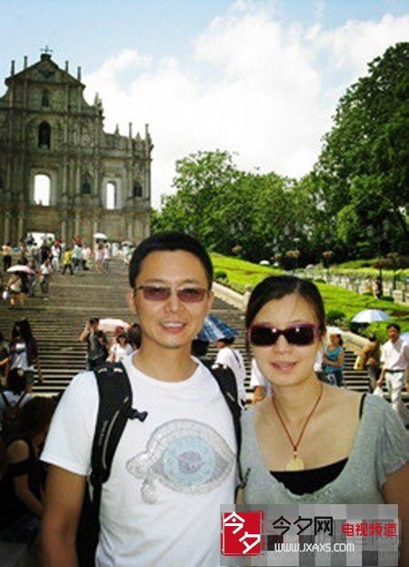 刘奕君个人资料二婚老婆是谁 刘奕君吕梓媛结婚照曝光为什么离婚