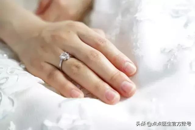 指甲没月牙是身体不健康的表现吗 指甲月牙少就是不健康(3)