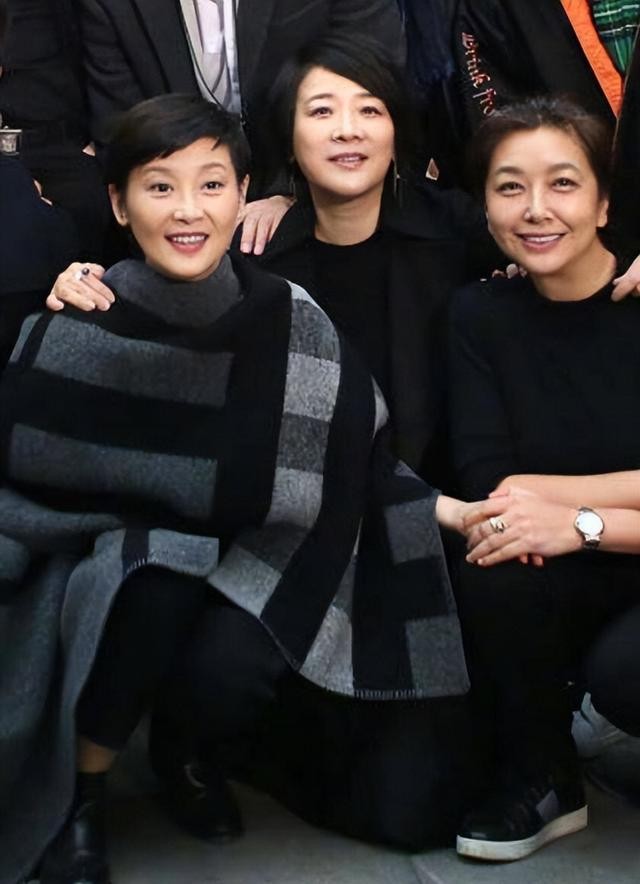 冯小刚和徐帆为什么离婚（23年后再看冯小刚与徐帆的婚姻）(25)