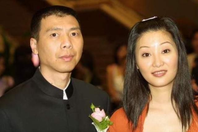 冯小刚和徐帆为什么离婚（23年后再看冯小刚与徐帆的婚姻）(27)