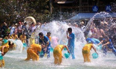 ​花炮节望果节开斋节火把节泼水节,我知道很多关于少数民族的节日如火把节泼水节