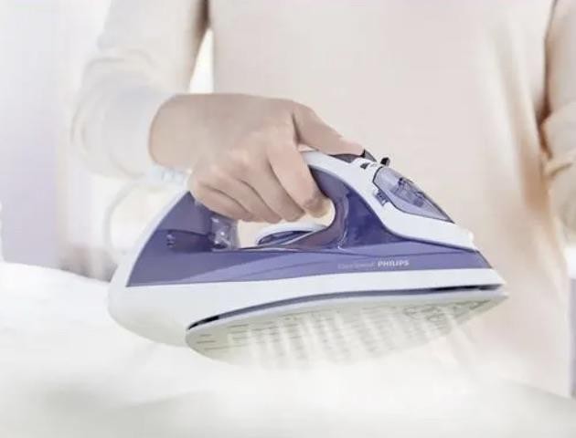 生活蒸汽电熨斗怎么用?蒸汽电熨斗的正确使用方法是什么  1