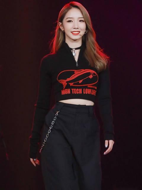 孟美岐个人资料介绍，王一博初恋,本文共（1948字）