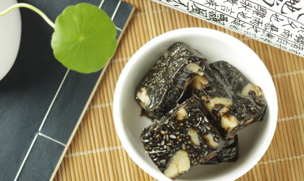 吃阿胶糕有什么好处,经常吃阿胶糕这会对我们的身体都有哪些帮助图4