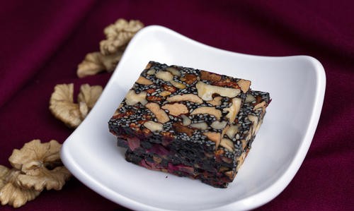 吃阿胶糕有什么好处,经常吃阿胶糕这会对我们的身体都有哪些帮助图3