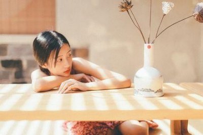 ​让女生秒回的话题，套路女生回消息