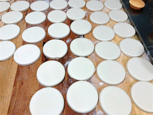 白吉馍的做法和配方（白吉馍饼最正宗详细步骤）