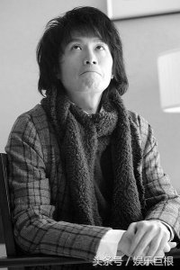 ​黄子华，从小家庭破裂，因案底无法考警，如今是“栋笃笑”始祖