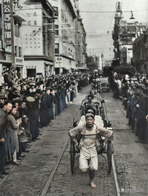 民国时的重要客运工具——黄包车，老照片带你看看老上海的黄包车