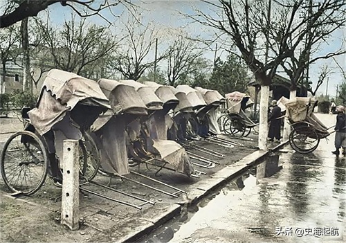 民国时的重要客运工具——黄包车，老照片带你看看老上海的黄包车