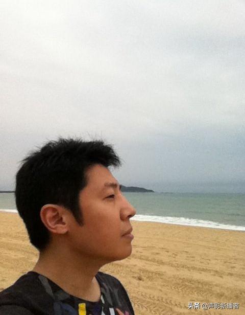 撒贝宁婚后现状（撒贝宁外出聚餐被拍）(11)