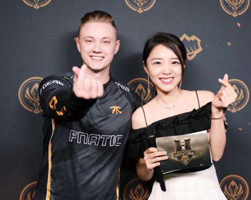 余霜欧成什么梗 余霜喜欢欧成还是管泽元