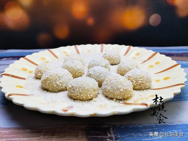 速冻汤圆怎么炸才酥脆好吃（直接下锅炸是大忌）(7)