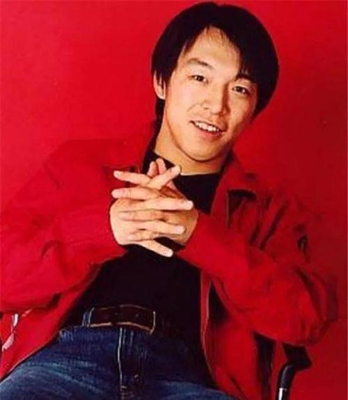 黄渤老婆简历个人资料(黄渤隐藏13年的妻子背景实力)