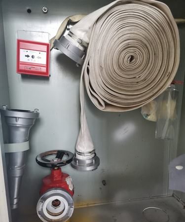 消防栓由什么部件组成?