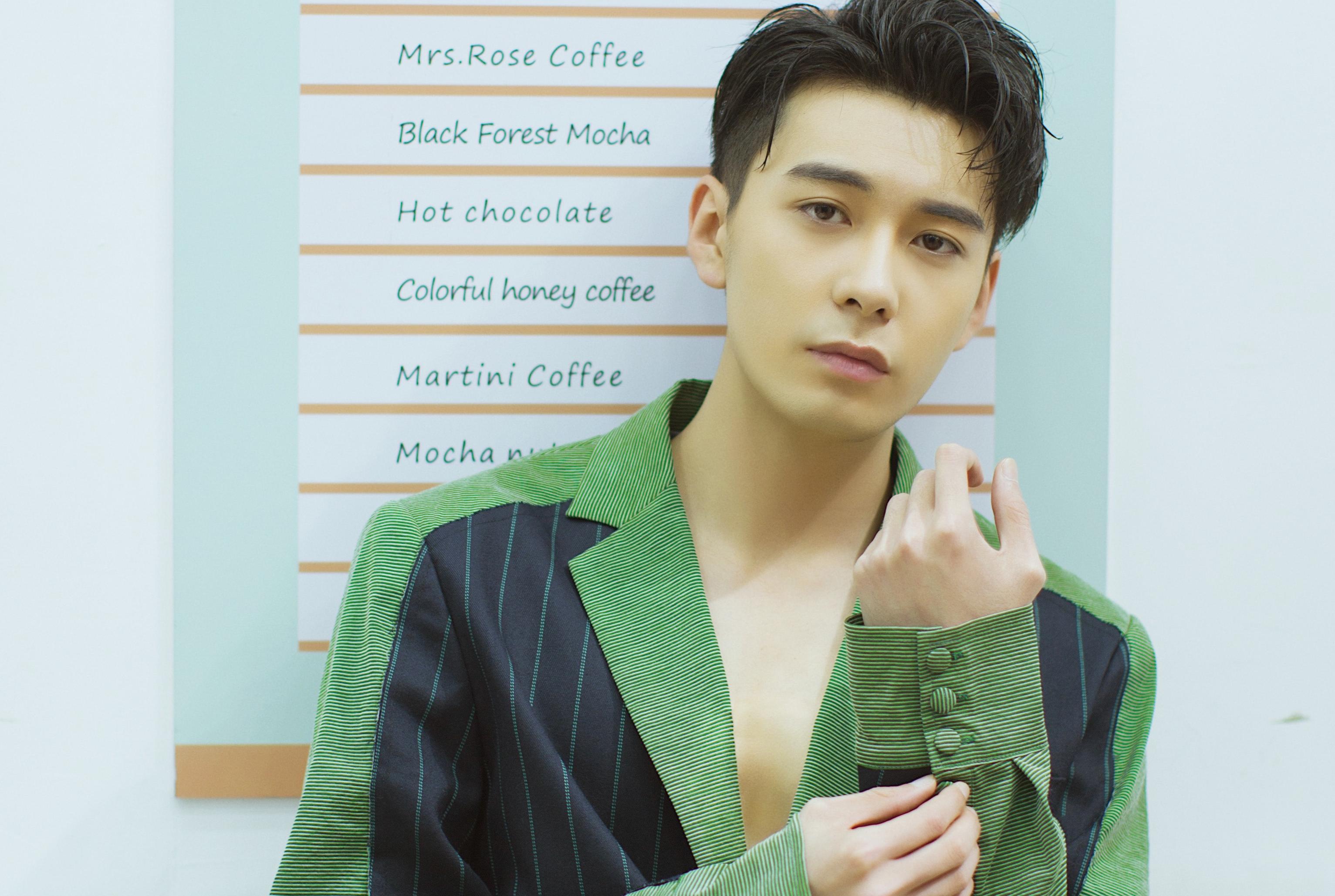 东宫女孩心碎现场:胡冰卿恋情曝光,男友疑似是陈星旭?