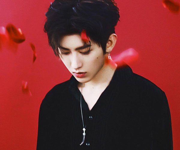 蔡徐坤为什么招黑 因为被黑上热搜是不是炒作