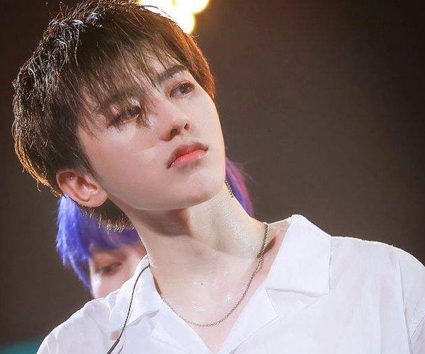 蔡徐坤为什么招黑 因为被黑上热搜是不是炒作