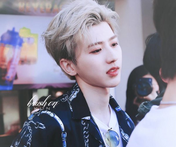 蔡徐坤为什么招黑 因为被黑上热搜是不是炒作