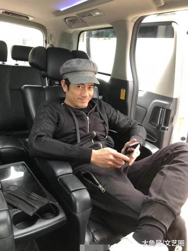 郭富城证件照遭曝光并被疯传, 经纪人怒斥: 这绝对是侵犯隐私!