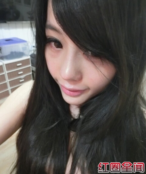 斗鱼女主播卡卡割腕自杀 揭其个人资料微博私房照曝光