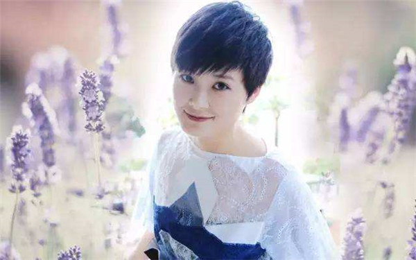 李宇春有男朋友吗 李宇春终于公开神秘男友啦