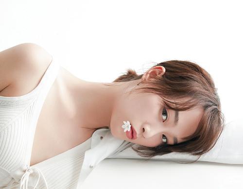 明艳动人蓝盈莹个人资料