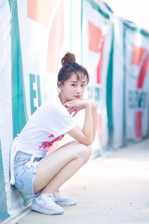 明艳动人蓝盈莹个人资料