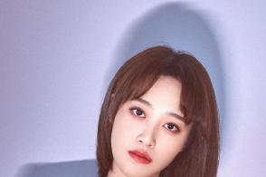 明艳动人蓝盈莹个人资料