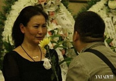 ​王茜老公女儿照片 徐庆东追悼会老婆女儿痛哭流涕