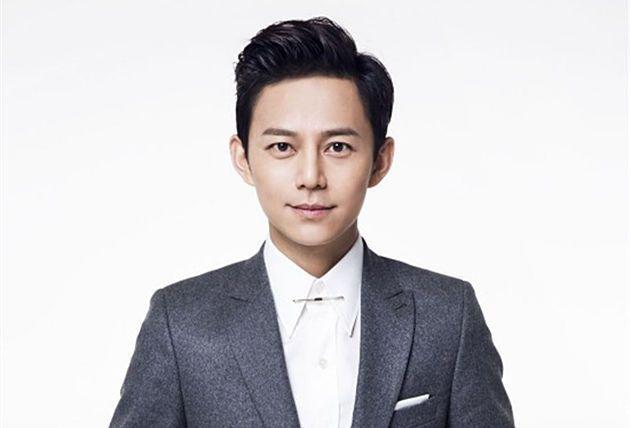 何炅赵丽颖不合事件:何炅终于祝福赵丽颖生子,网友:好意外!