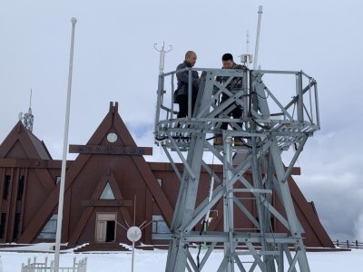 ​长白山天池：中国东北最高点守望风雪的人