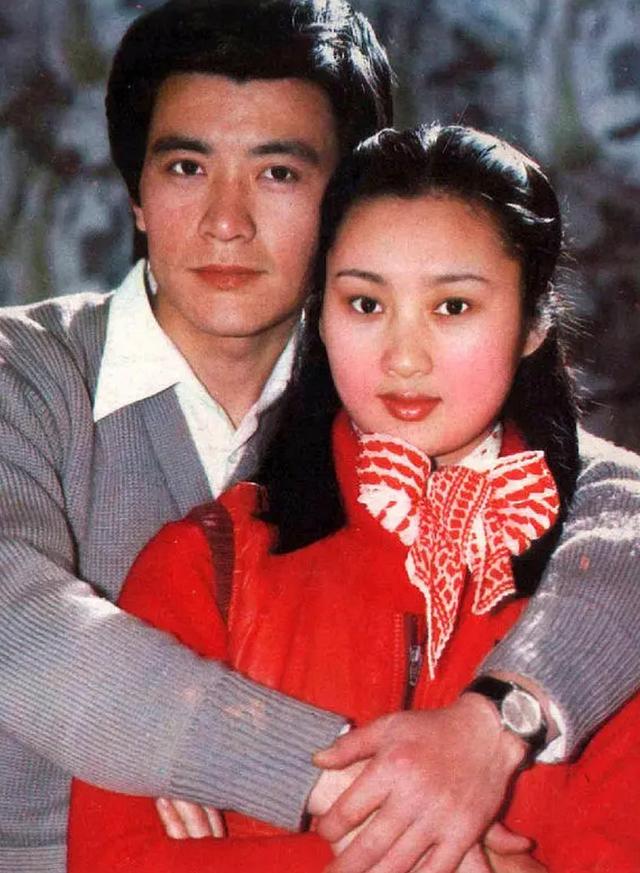 周里京妻子一案始末（前妻38岁家中被害）(2)