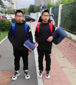 ​感觉自己情绪快崩溃了怎么办（我真的快崩溃了）