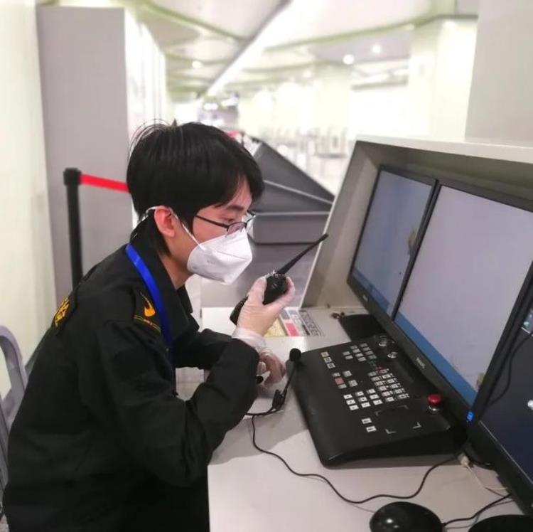 看看这阵容「这套阵容你绝对没见过」