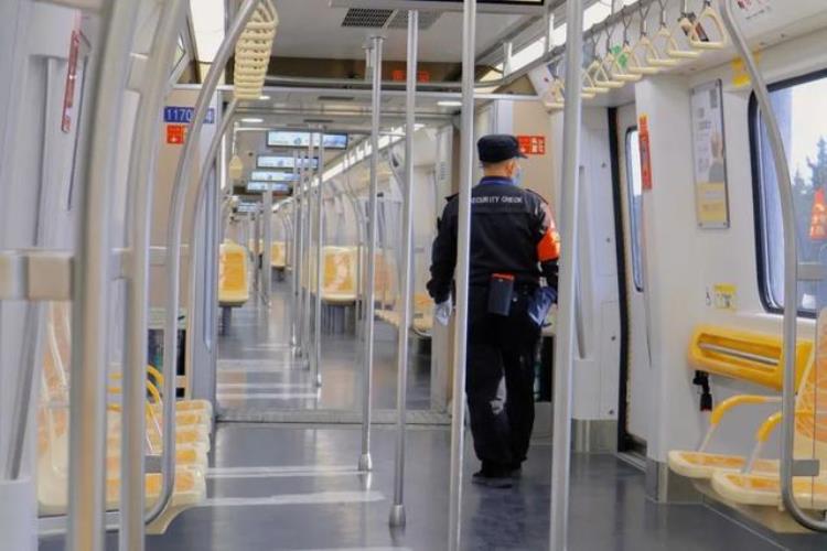 看看这阵容「这套阵容你绝对没见过」