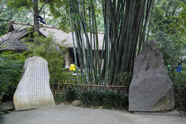 3、安仁古镇（杜甫草堂）