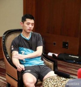 ​张继科：乒乓球明星的绯闻与挑战，揭秘与景甜的深厚缘分