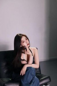 ​虞书欣家庭背景引发关注，她是如何凭借家族资源走红的呢？