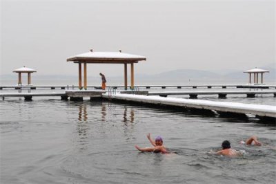 ​冬泳什么时间段最好 冬泳禁忌人群